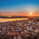 Vila Branka - Tomi Drni - Siveri Drniš
