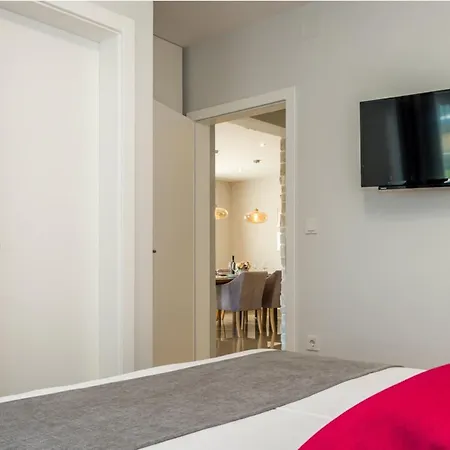 빌라 Branka - Tomi Drni - Siveri