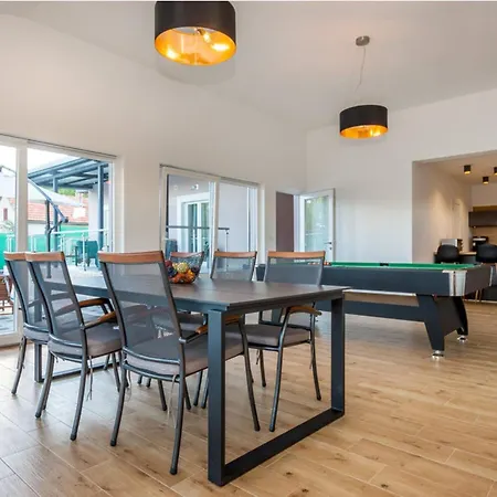 빌라 Branka - Tomi Drni - Siveri Siveric