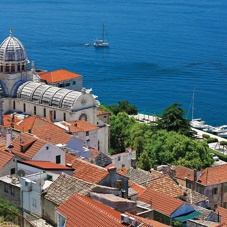 Villa Branka - Tomi Drni - Siveri *