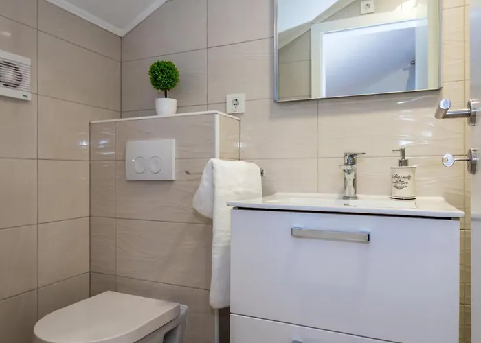 Villa Branka - Tomi Drni - Siveri