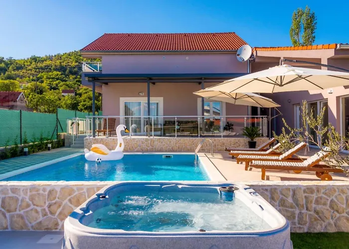 Branka - Tomi Drni - Siveri Villa