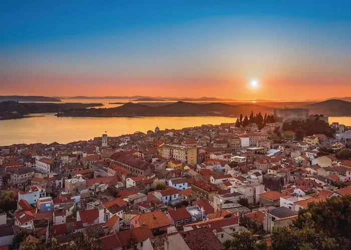 Villa Branka - Tomi Drni - Siveri Drniš